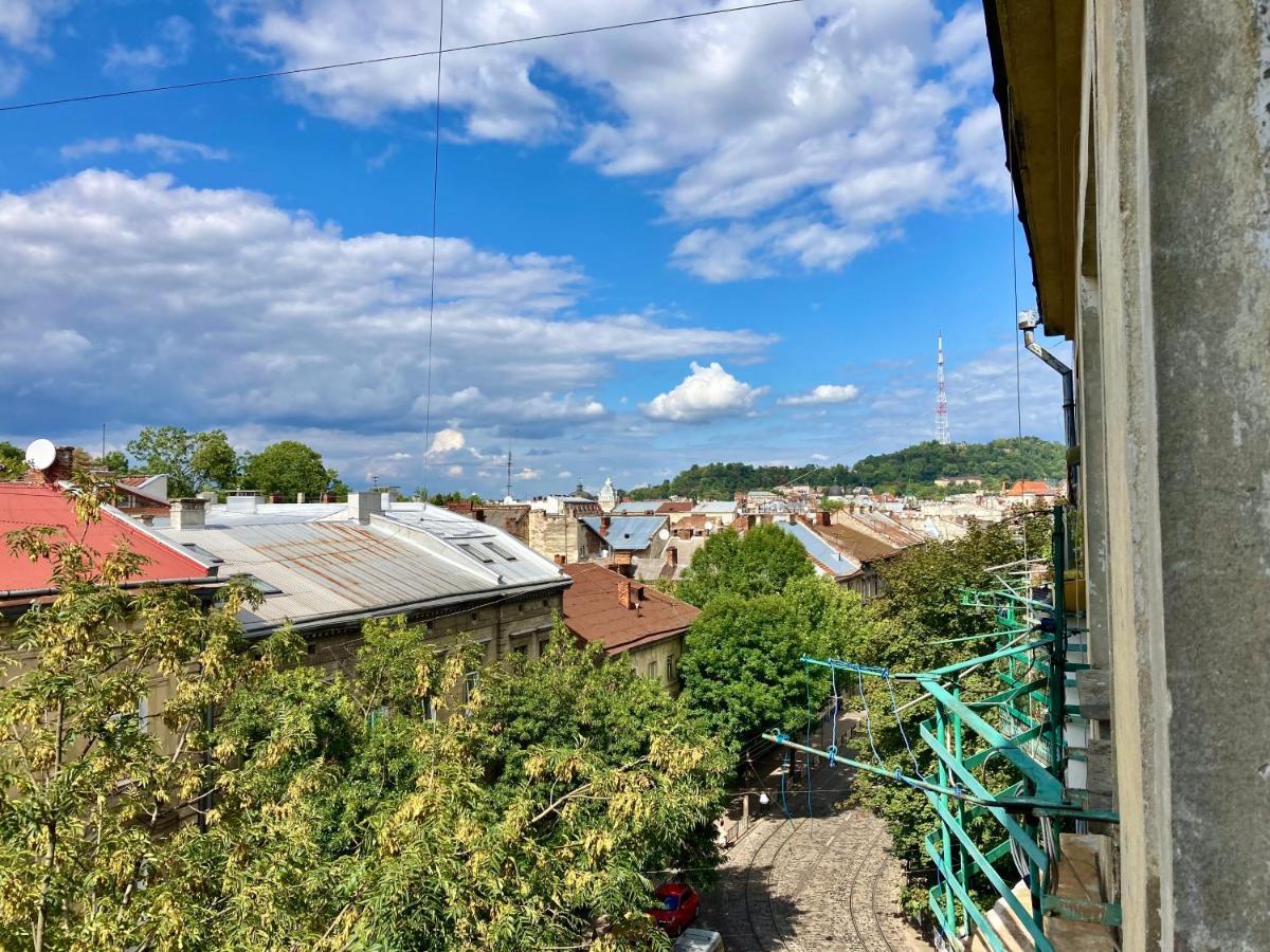 Valentine Apartment Lviv Buitenkant foto
