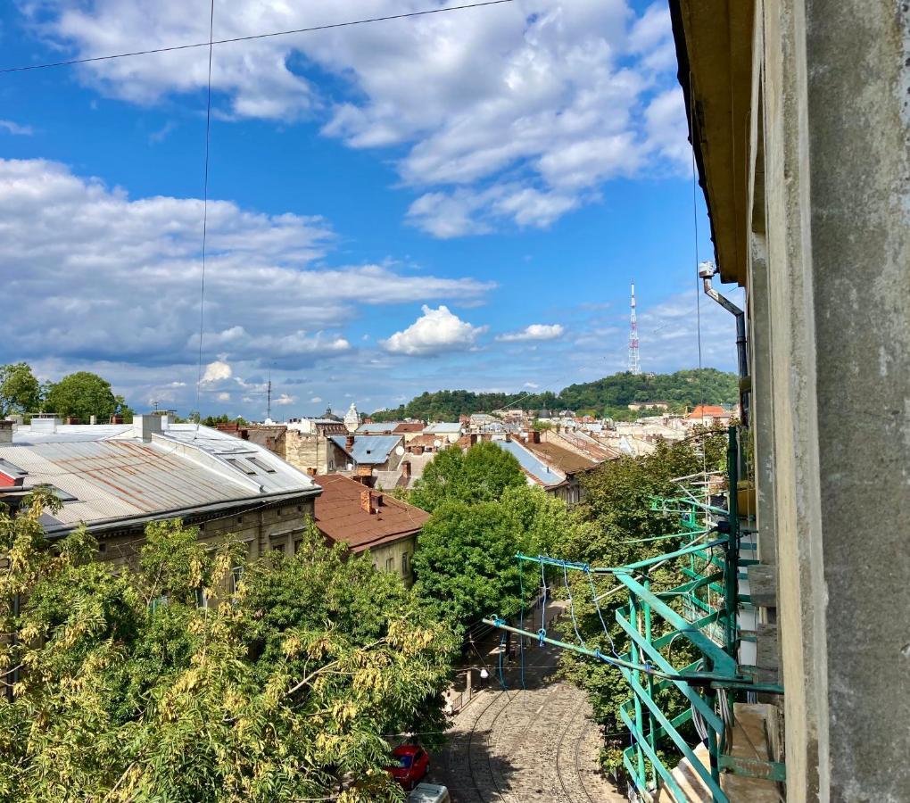Valentine Apartment Lviv Buitenkant foto