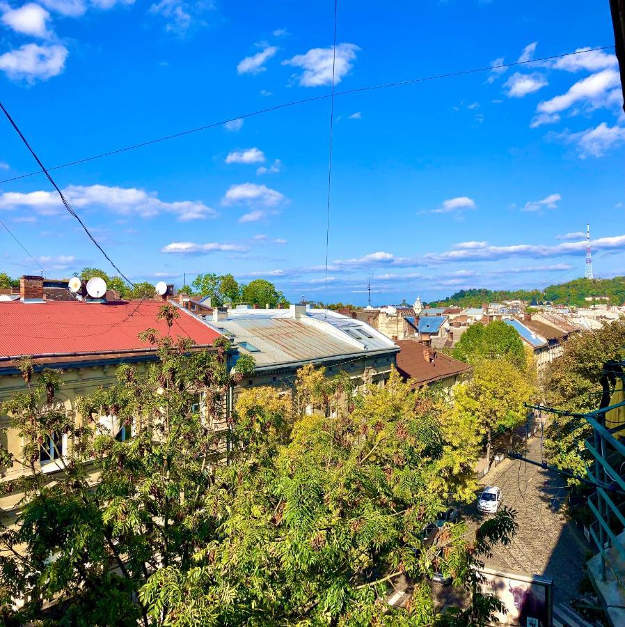 Valentine Apartment Lviv Buitenkant foto