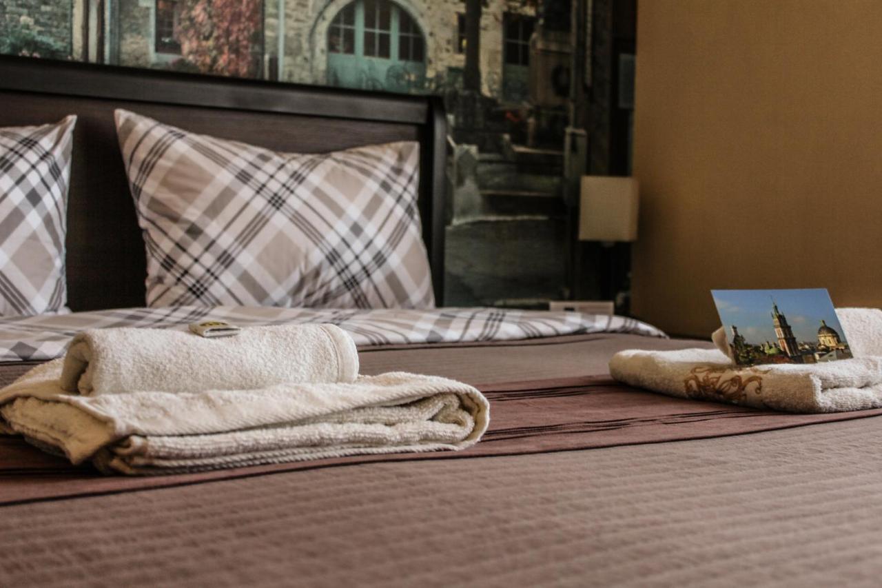 Valentine Apartment Lviv Buitenkant foto